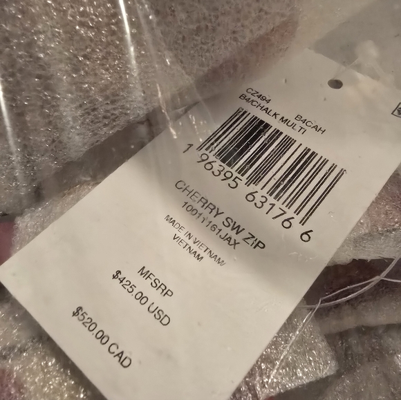 Coach Leather Swing Zip Bag With Cherry Print NWT - Picture 16 of 16